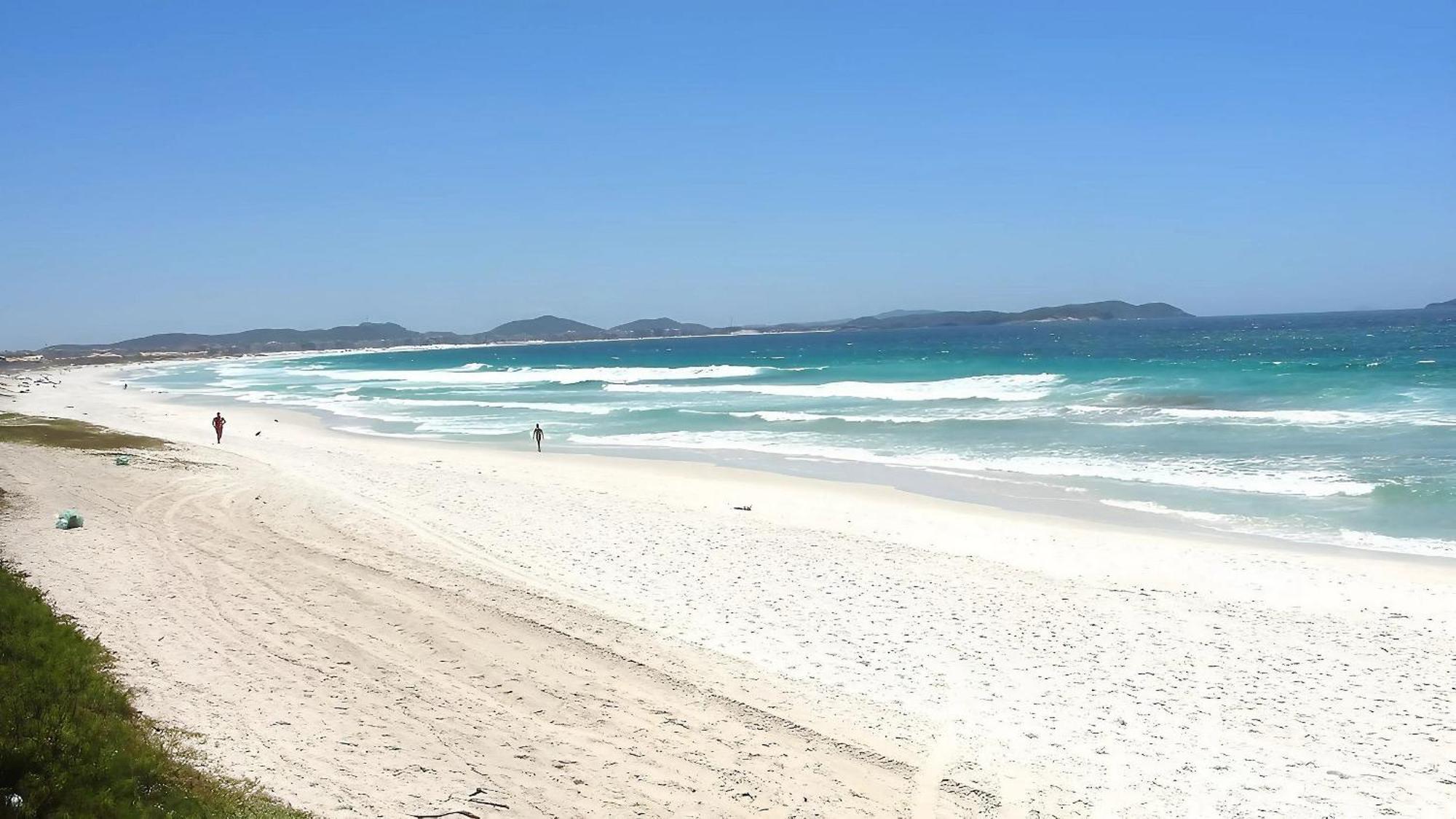 Praia Do Foguete - Suites - Aluguel Economico 카보프리우 외부 사진